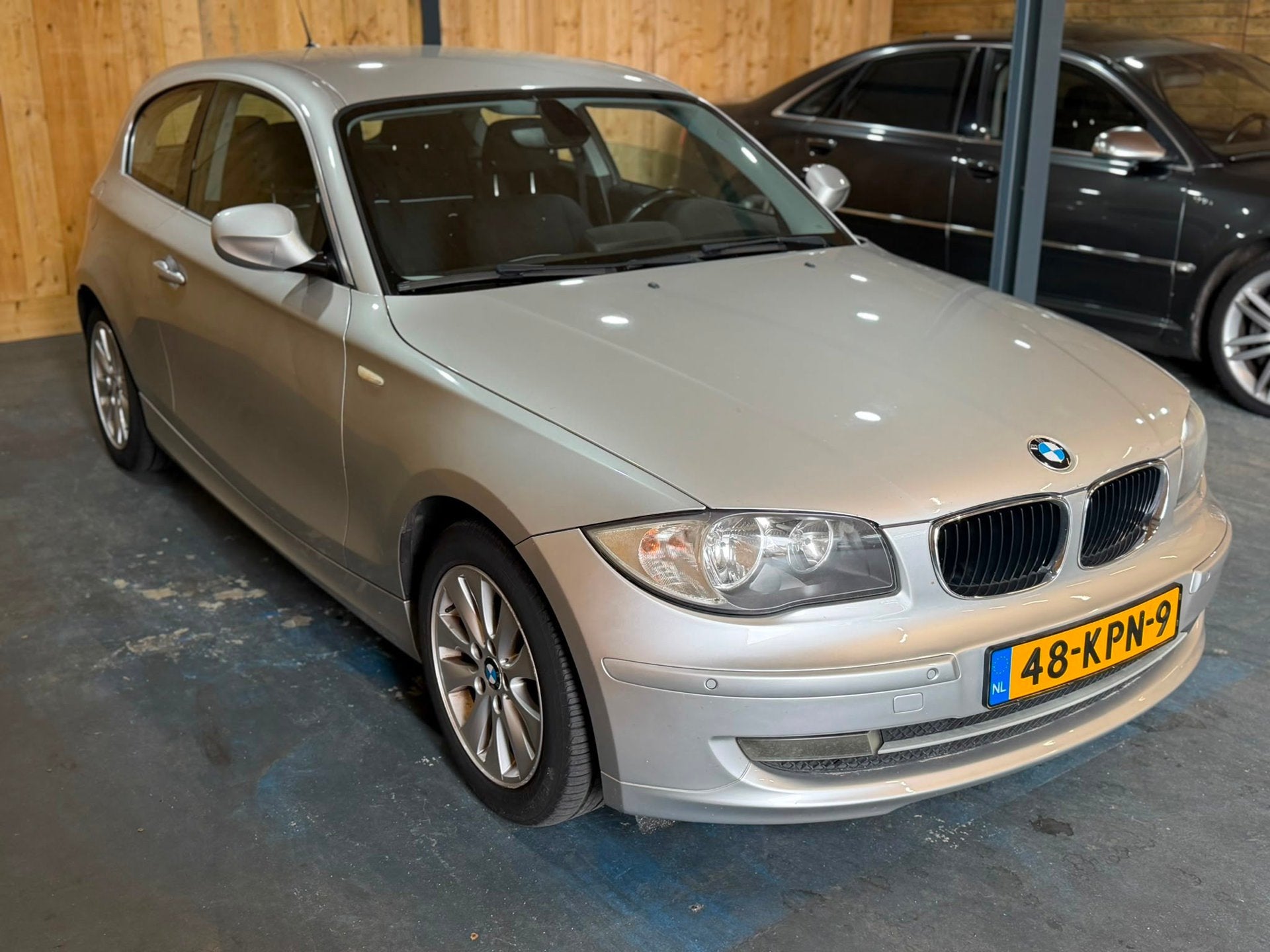 BMW 1-serie 120i Business Line 2010 Sportstoelen Navi, 1-Serie, Euro 5, 680 kg, 4 cilinders