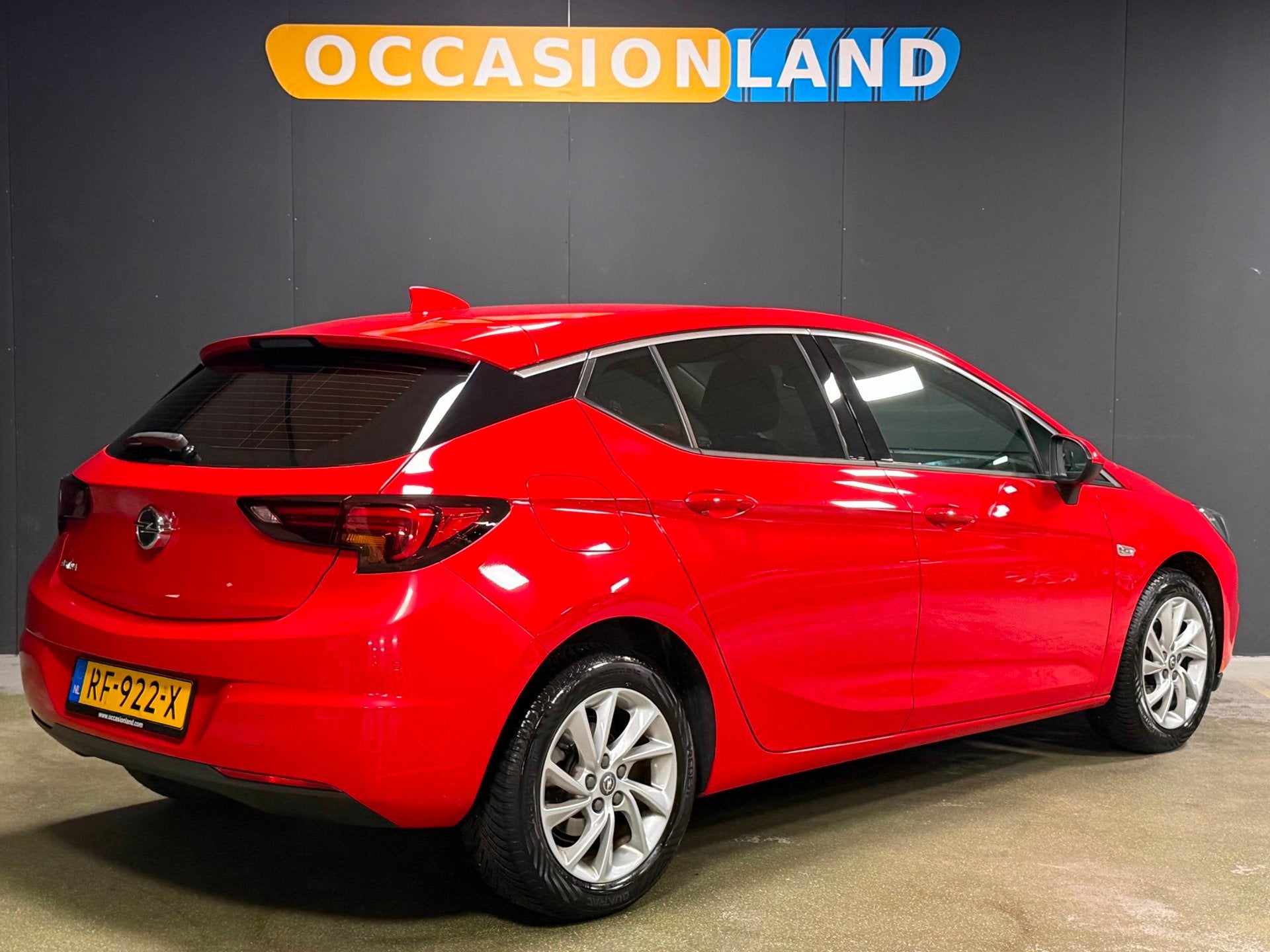 Opel Astra 1.0 Innovation |CARPLAY|NAV|STOEL+STUURWIELV|KEYL, Stof, Gebruikt, Automatische klimaatregeling, 610 kg