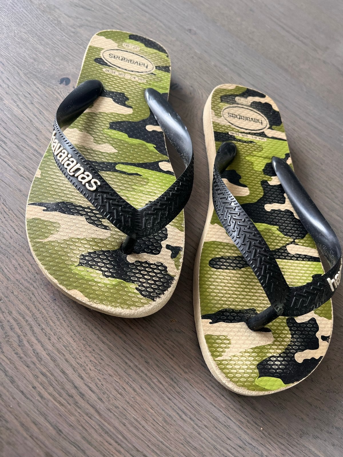 Havaianas slippers camouflage maat 37/38, Gebruikt, Jongen of Meisje, Overige typen, Ophalen of Verzenden