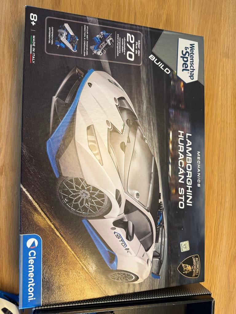 Clementoni Lamborghini Huracán STO Bouwpakket - compleet, Ophalen of Verzenden, Zo goed als nieuw, Overige merken