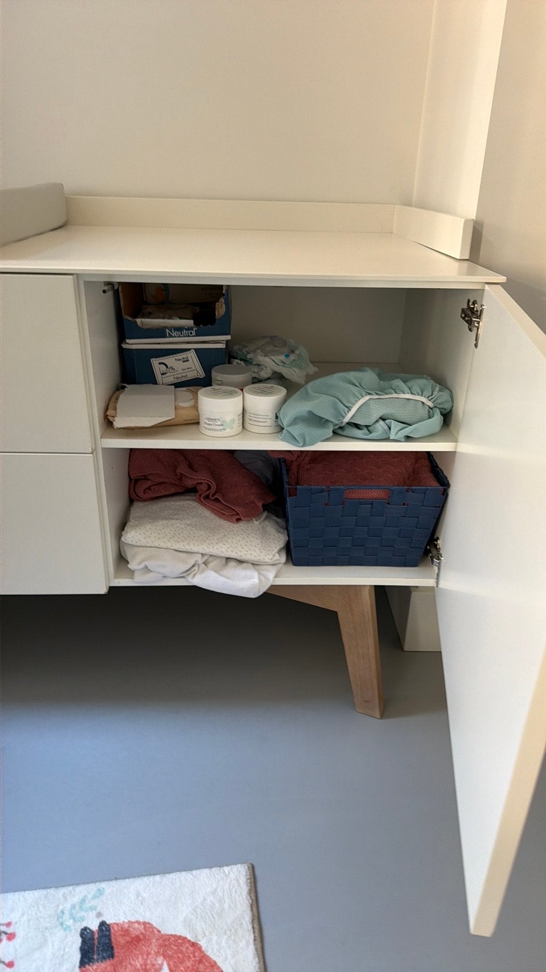 Foto 3 van Kidsmill commode wit met bladvergroter