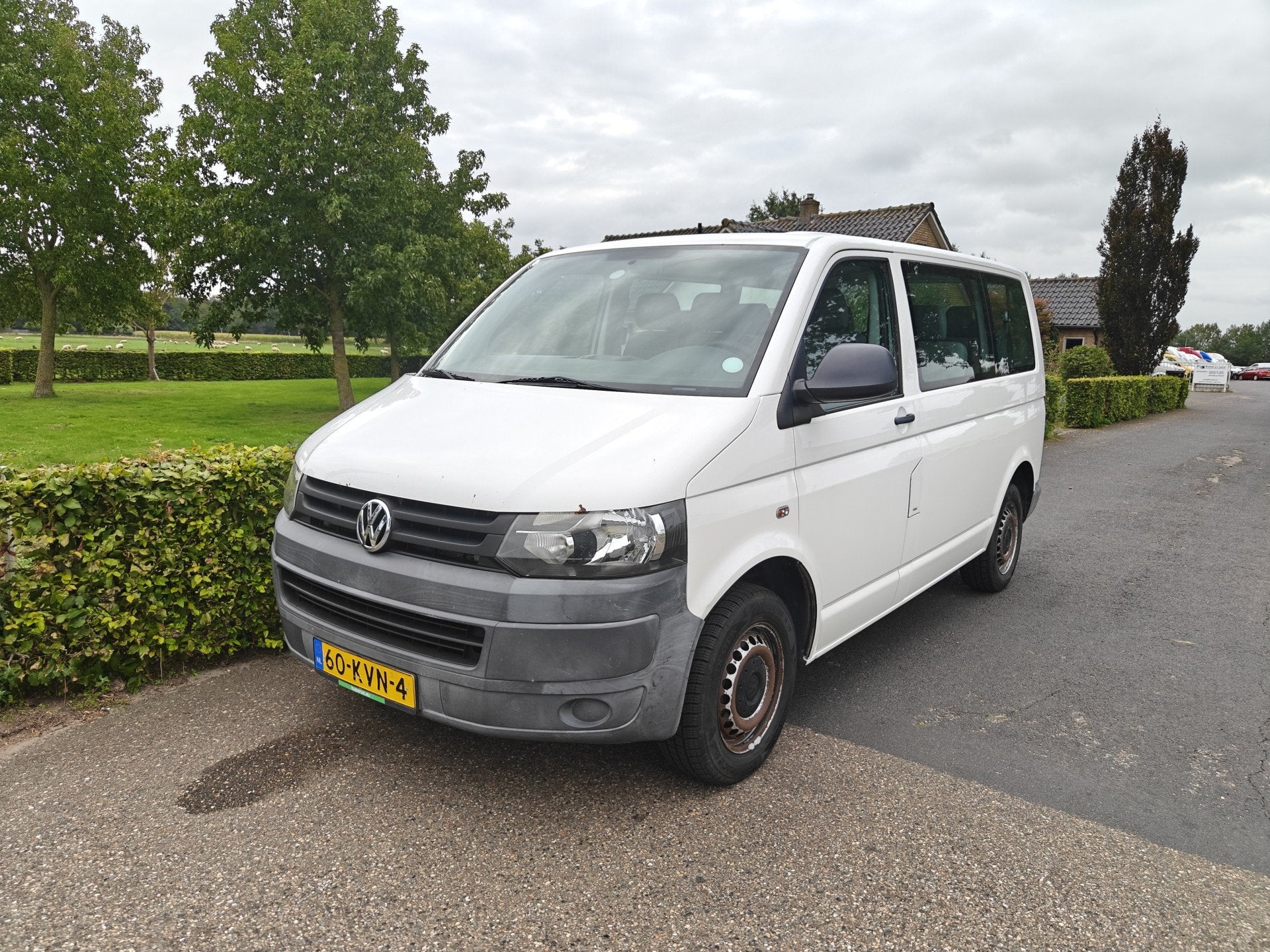 Volkswagen Transporter Kombi 9 prs 2.0 TDI L1H1 Trendline AI, Auto's, Voorwielaandrijving, Euro 5, Gebruikt, 8 stoelen