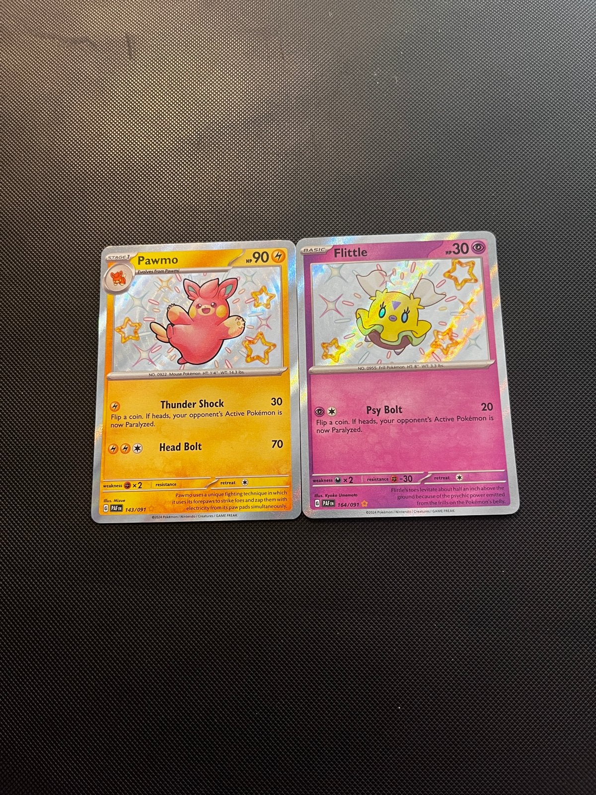 Pokémon Shiny Baby's - Pawmo & Flittle, Ophalen of Verzenden, Zo goed als nieuw, Meerdere kaarten, Foil