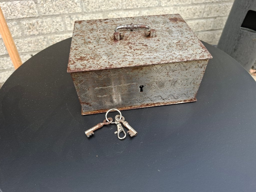oud vintage beaumont geldkistje kluisje 2x sleutel, Ophalen of Verzenden