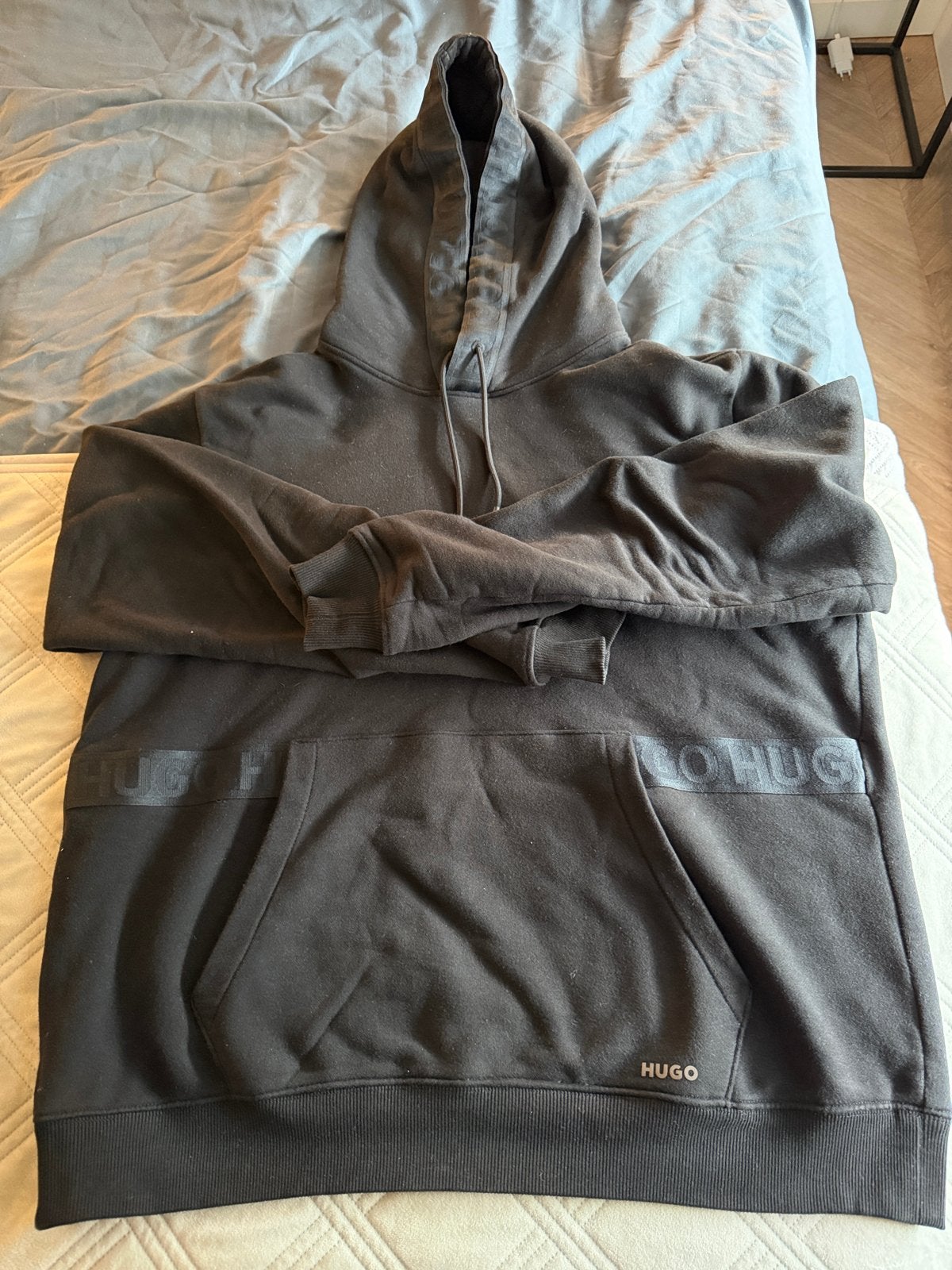 Hugo Boss hoodie zwart - Maat L, Ophalen of Verzenden, Zo goed als nieuw, Maat 52/54 (L), Zwart