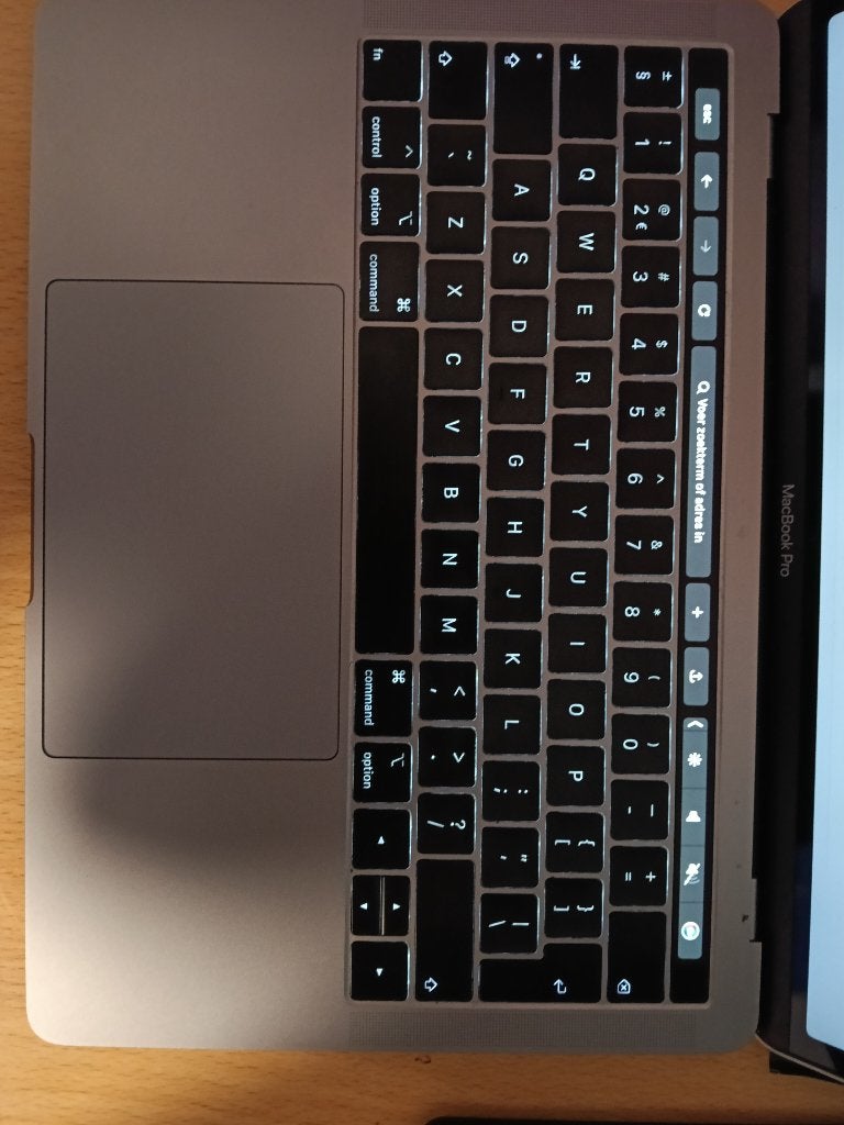 Foto 4 van MacBook Pro (13-inch, 2019, 2 TBT3)