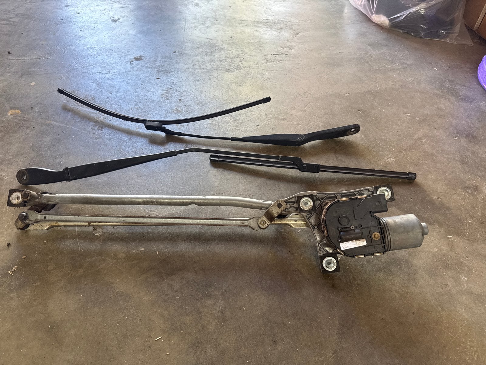 Volvo C30 ruitenwissermotor met mechanisme en armen, Ophalen of Verzenden, Gebruikt, Volvo