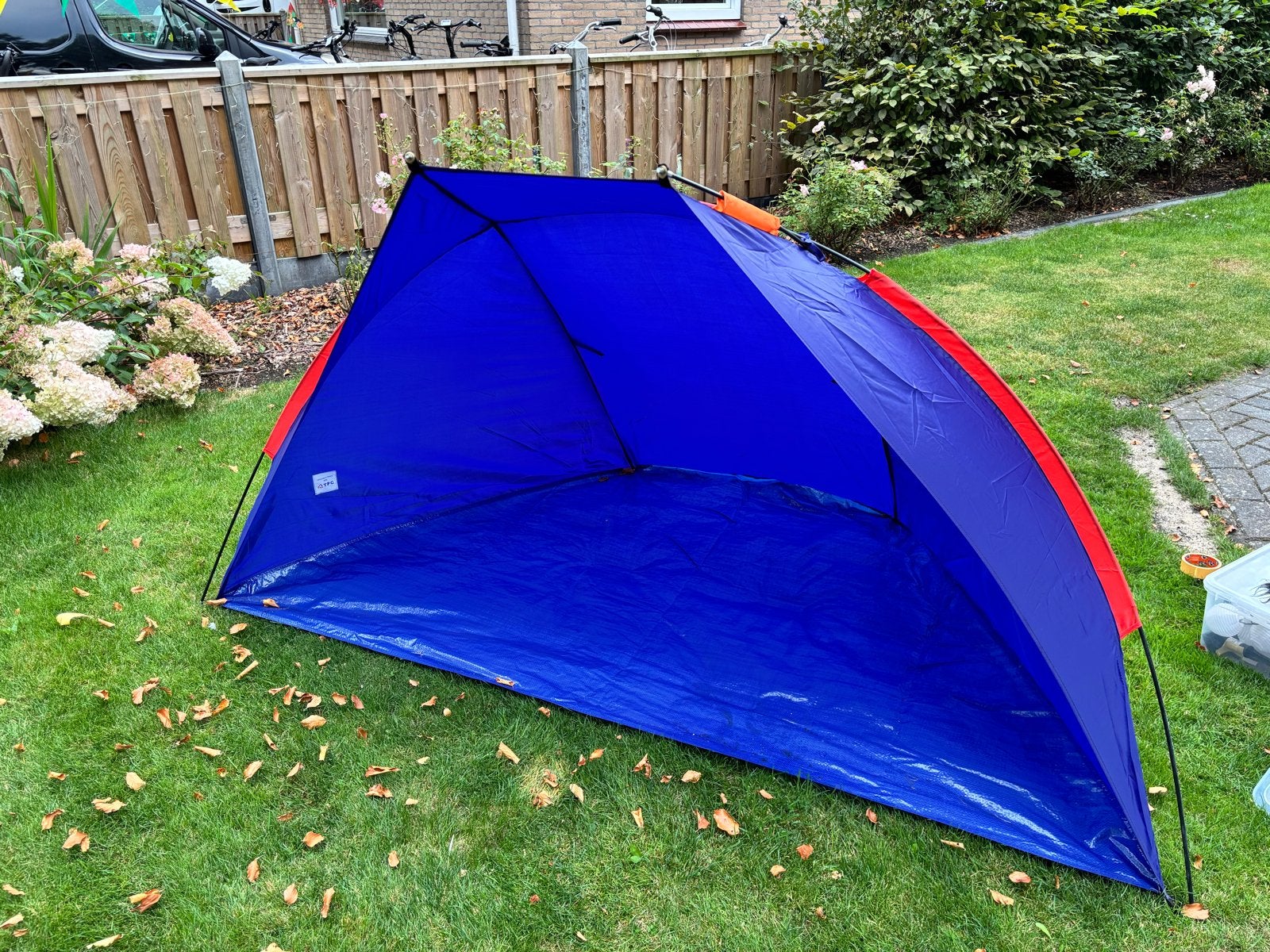 Compact strandtentje / zonnescherm, Ophalen of Verzenden, Gebruikt, Tot en met 2