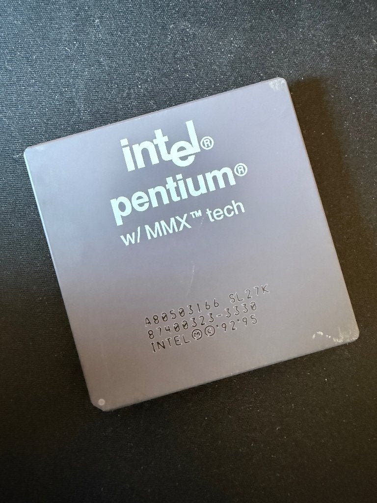 Intel Pentium MMX 166MHz, Computers en Software, Ophalen of Verzenden, Intel