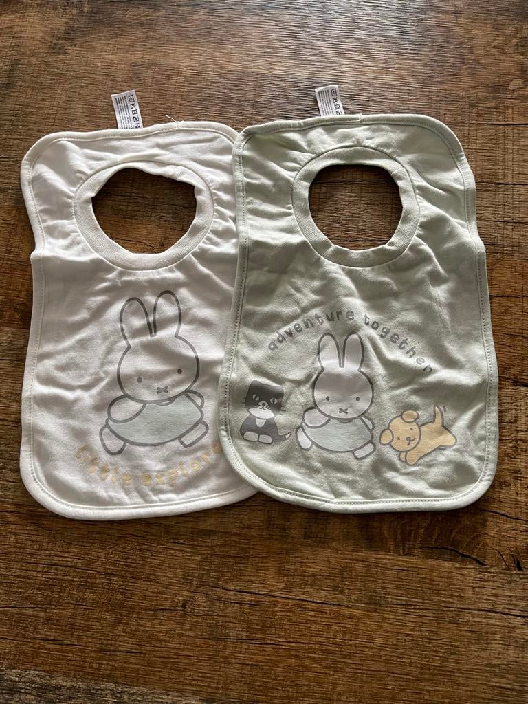 Nieuwe Nijntje slabbetjes - set van 2, Ophalen of Verzenden, Nieuw, Jongetje of Meisje