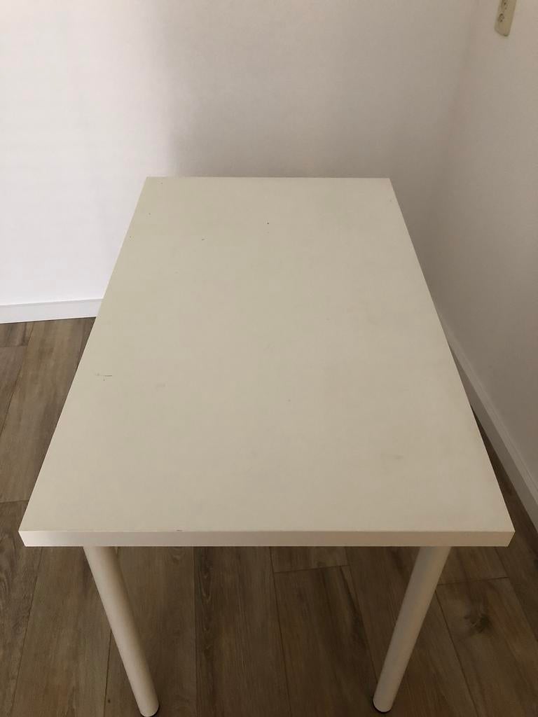 Wit keukentafeltje of bureau tafel, Ophalen, Zo goed als nieuw, Rechthoekig, 50 tot 100 cm
