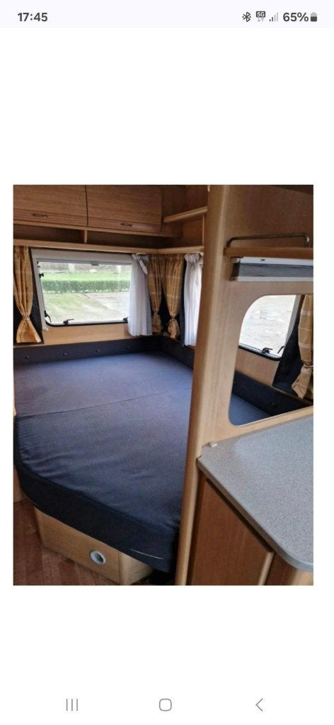 caravan, Rondzit, Frans bed, 750 - 1000 kg, Particulier