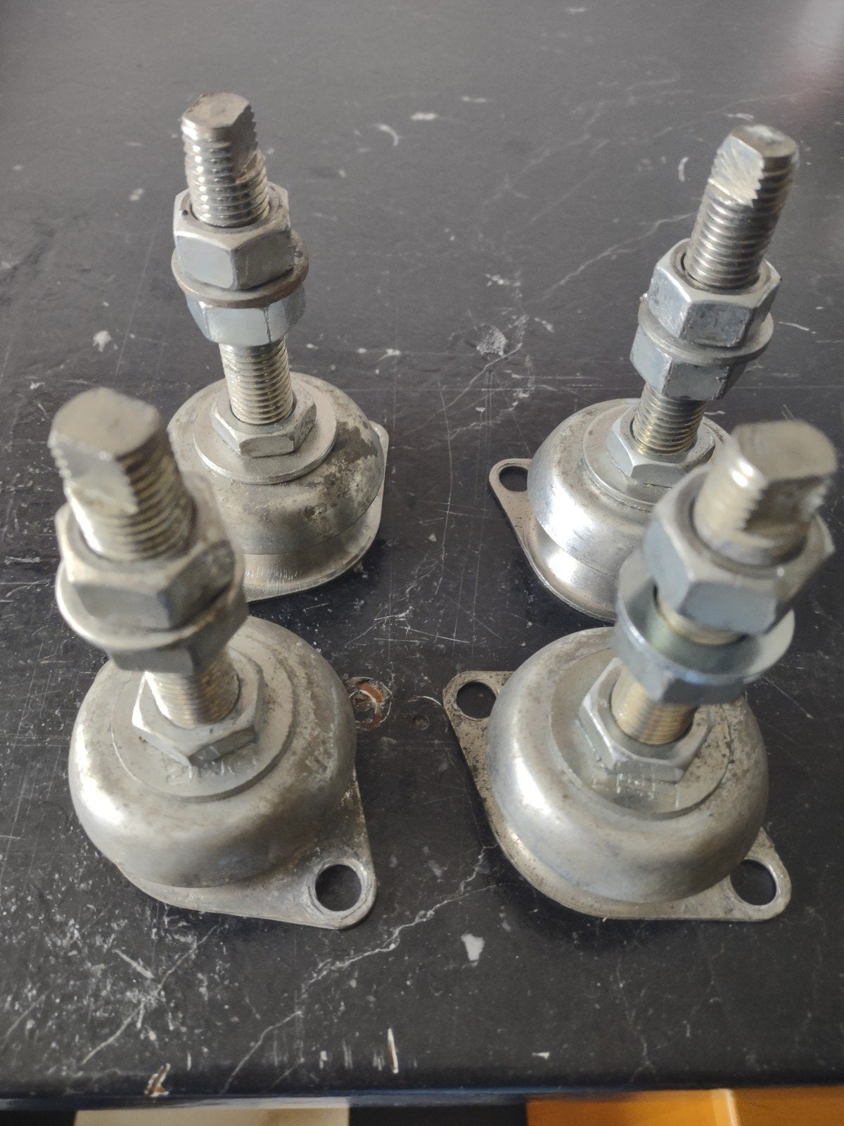 Set van 4 trillingsdempers voor Bukh, Volvo Penta, Ophalen of Verzenden, Gebruikt, Motor en Techniek