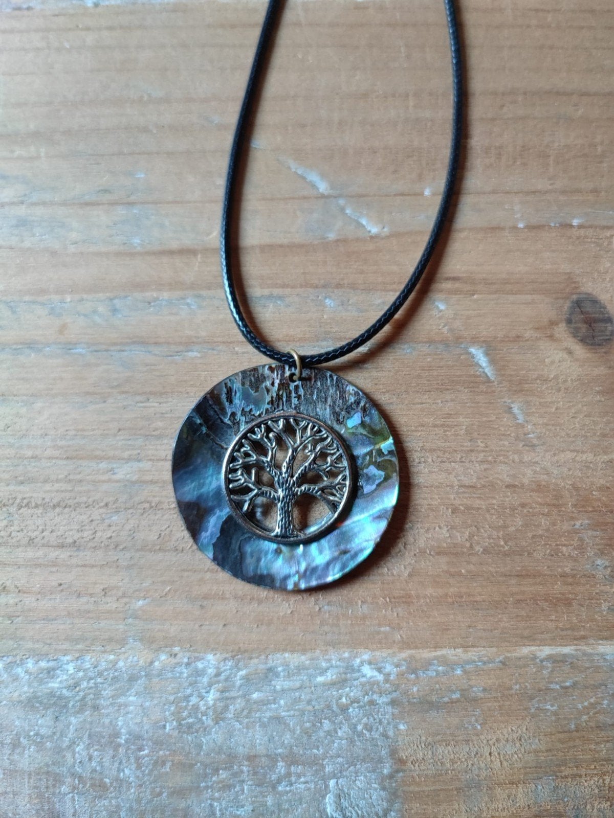 Nieuwe ketting met levensboom hanger en abalone schelp, Overige kleuren, Nieuw, Ophalen of Verzenden, Overige materialen
