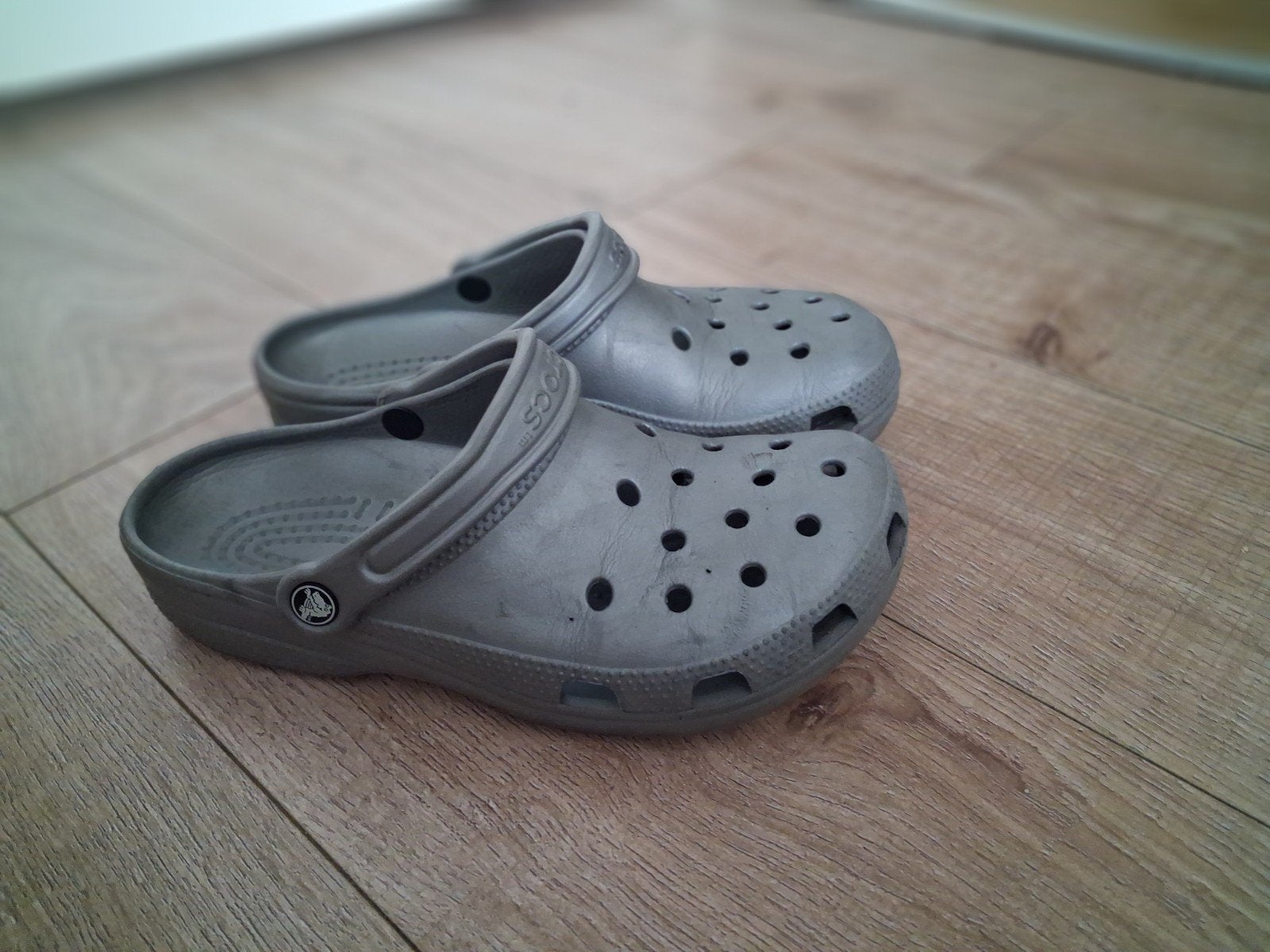 Grijze Crocs Klompen - Maat 8/10, Slippers, Ophalen of Verzenden, Crocs, Grijs