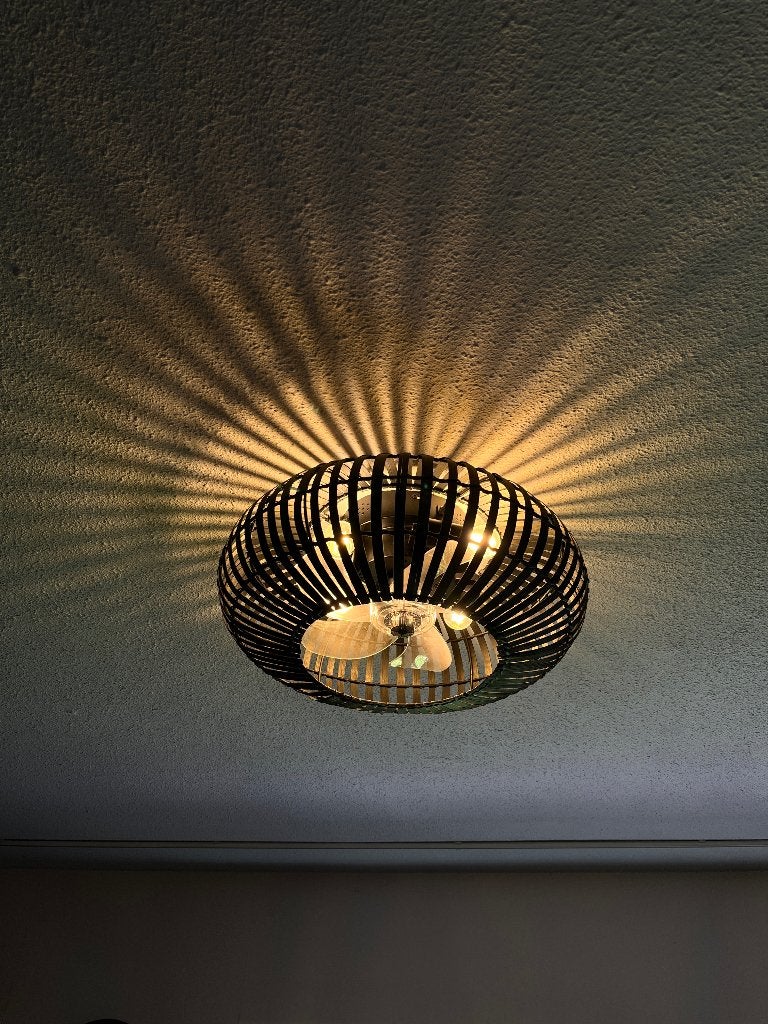 Varin plafondventilator met lamp - Bamboe Zwart. Ø50cm, Overige stijlen, 50 cm, Zo goed als nieuw, Smart