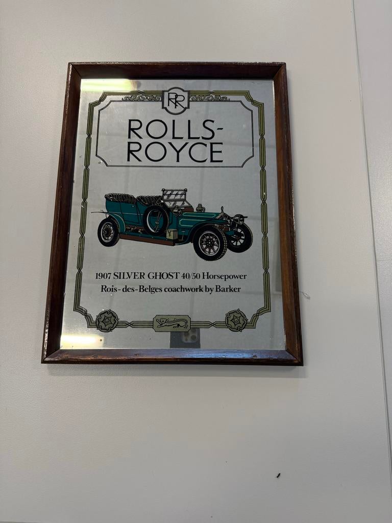 Spiegel met afbeelding van Rolls Royce, Minder dan 50 cm, Gebruikt, Ophalen of Verzenden, Minder dan 100 cm