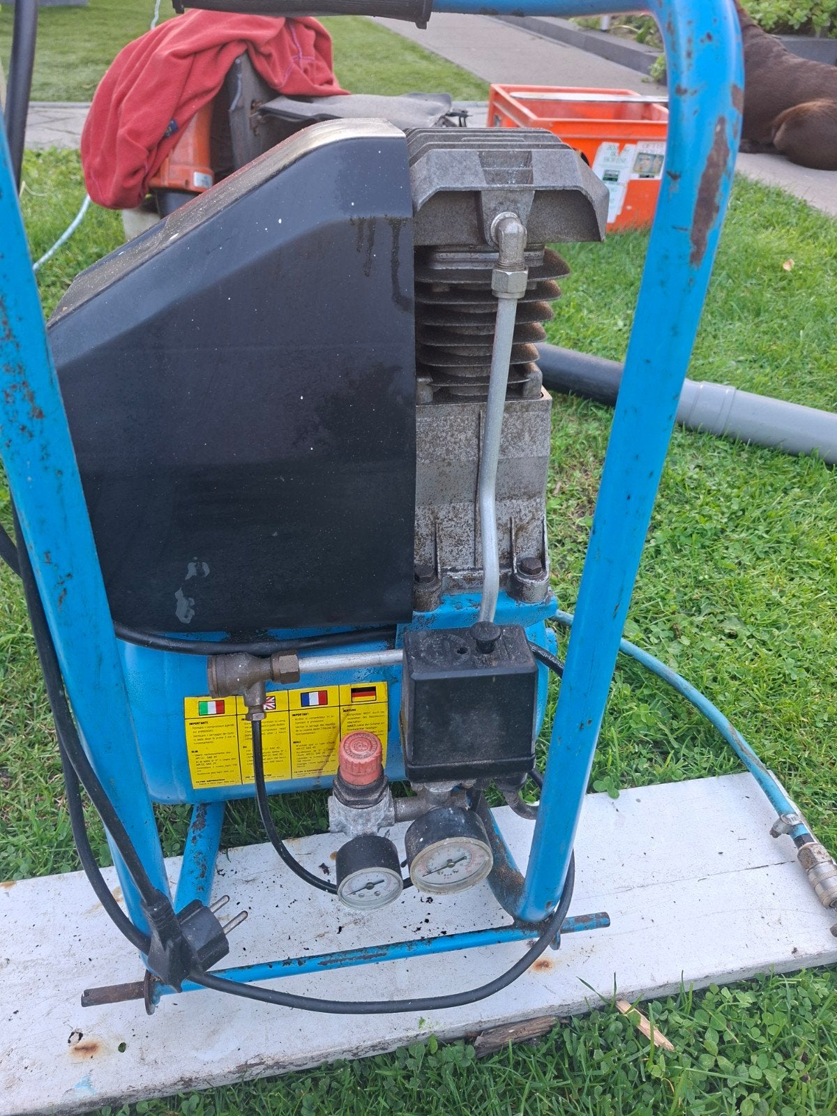 ABAC HP 1.5 LT 10 Compressor - Gebruikt, Doe-het-zelf en Verbouw, Gebruikt, 6 tot 10 bar, Ophalen of Verzenden, Minder dan 200 liter/min