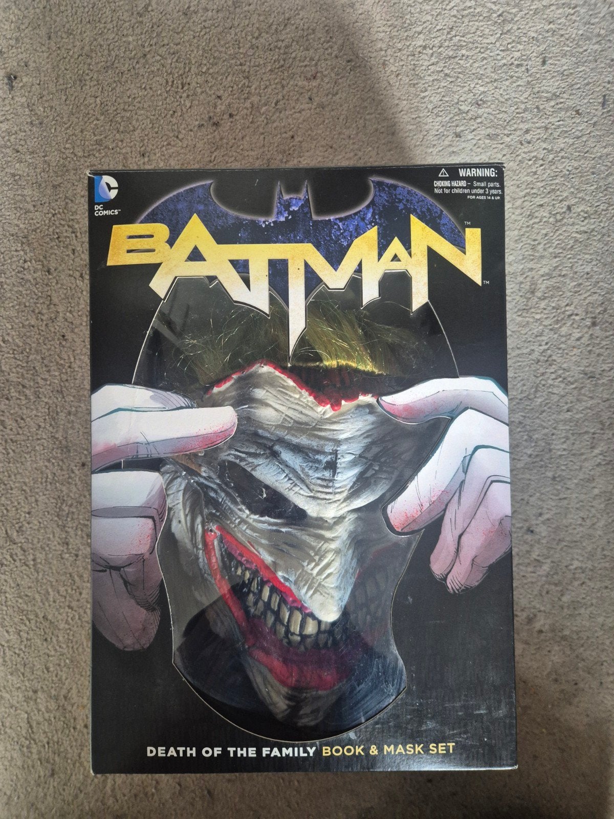 batman comic en mask, Eén comic, Ophalen of Verzenden, Zo goed als nieuw, Amerika