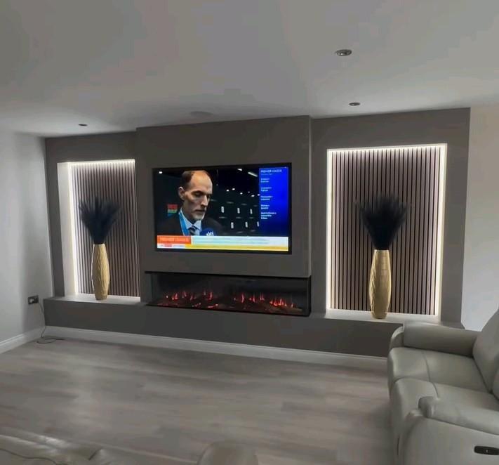 Moderne Cinewall met geïntegreerde sfeerhaard, Huis en Inrichting, Kasten | Televisiemeubels, Overige materialen, Ophalen of Verzenden