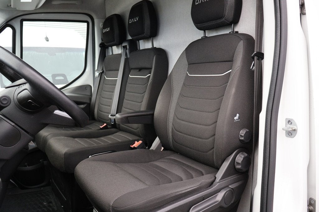 Iveco Daily 35S21 3.0 210pk Hi-Matic Automaat Luchtvering St, Auto's, Automaat, Gebruikt, 4 cilinders, Iveco