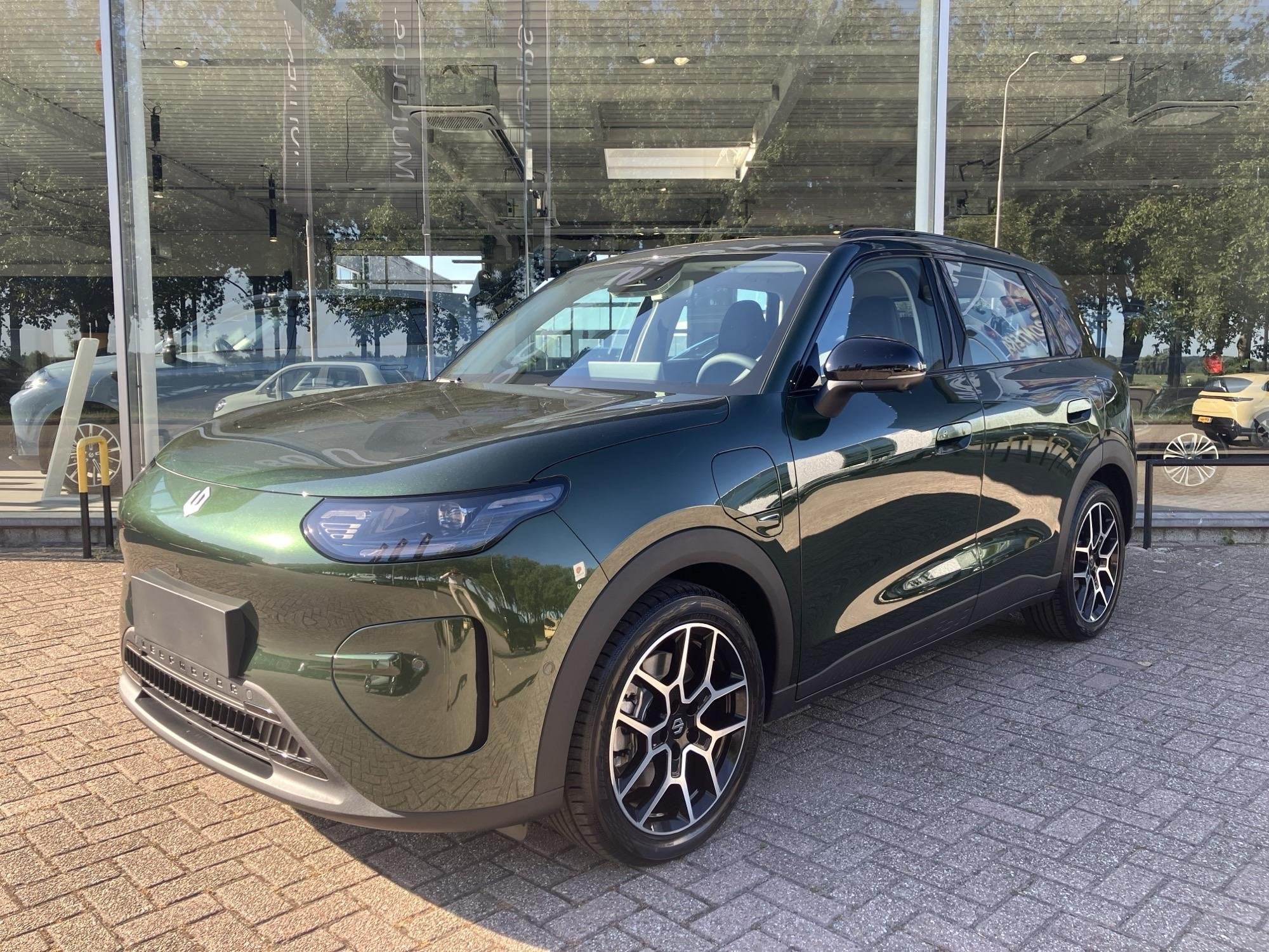 Leapmotor B03X ProMax Design 53 kWh VOORRAAD KORTING, Auto's, 12 maanden, 1525 kg, Origineel Nederlands, Nieuw