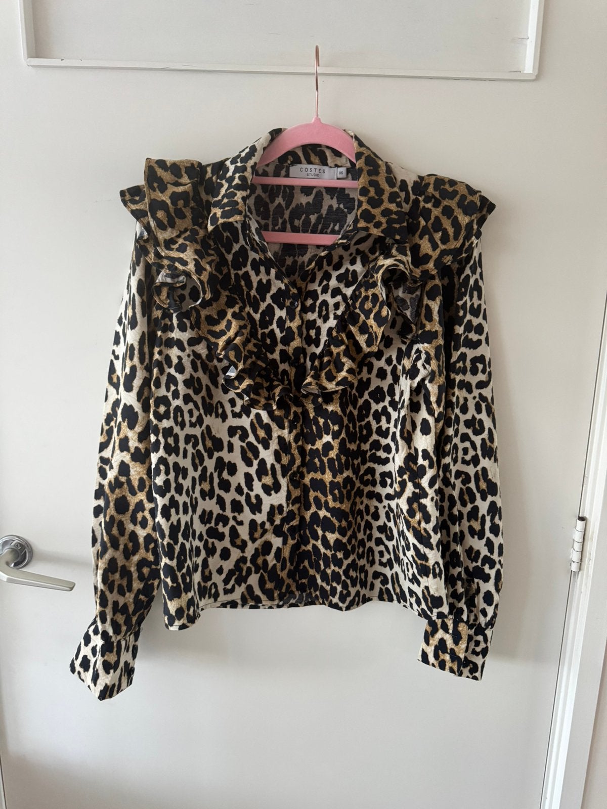 Costes Studio blouse met panterprint en ruffle maat XS, Ophalen of Verzenden, Gedragen, Maat 34 (XS) of kleiner, Bruin