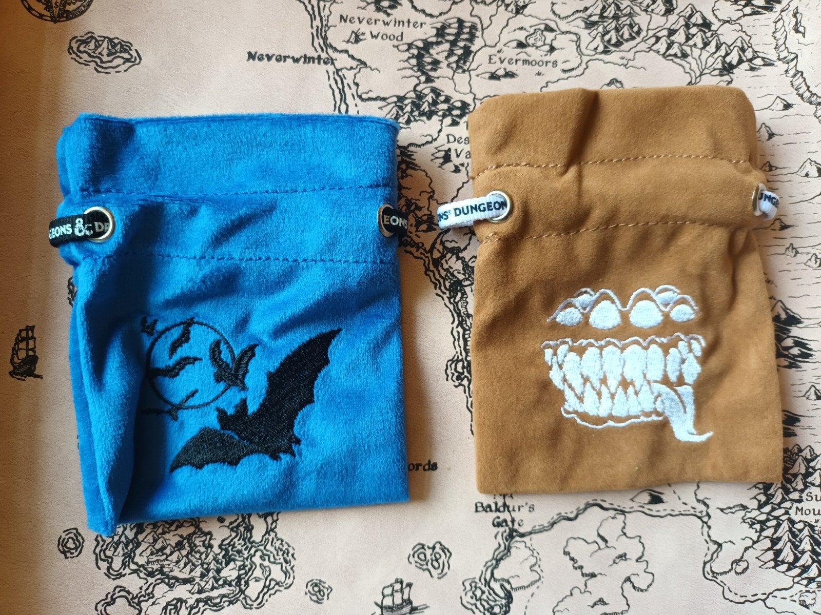 Dungeons and dragons D&D Bats en Mimic dice bag, Ophalen of Verzenden