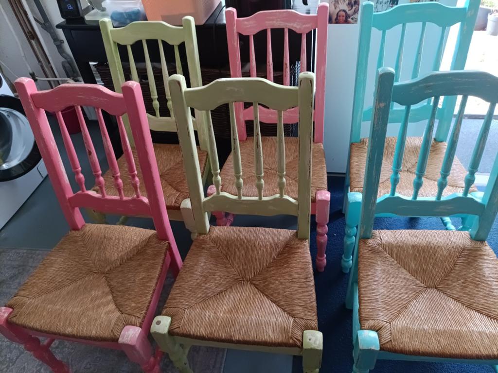 6 vrolijke stoelen., Huis en Inrichting, Stoelen, Ophalen, Gebruikt