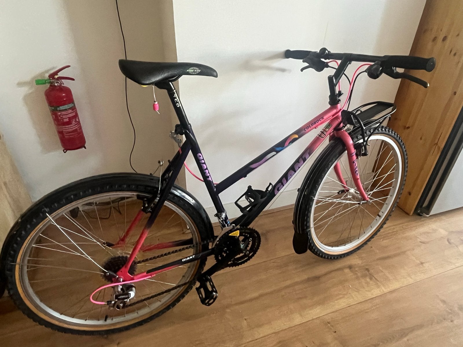 Volledig gereviseerde retro Giant coldrock damesfiets, Ophalen, Gebruikt, Velgrem, Versnellingen