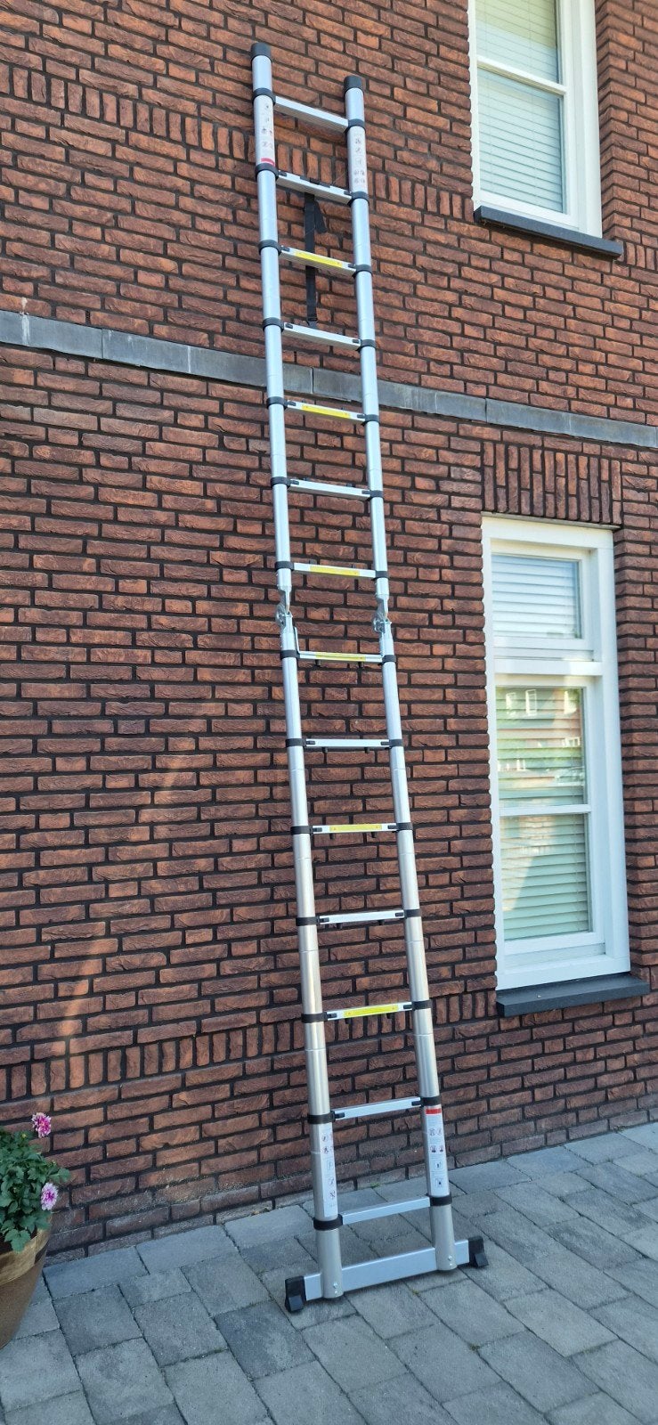 Telescopische ladder/trap - Opvouwbaar en inschuifbaar, Doe-het-zelf en Verbouw, Ladders en Trappen, Ophalen, Zo goed als nieuw