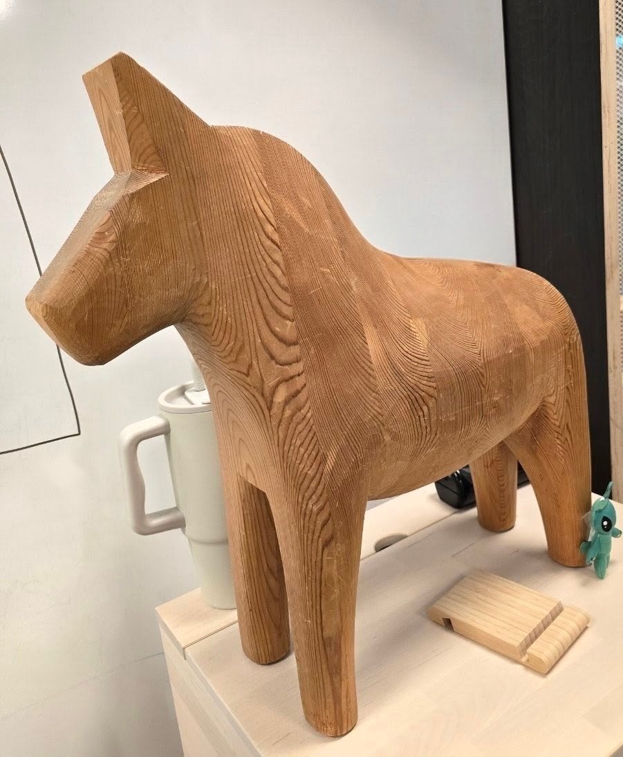 GEZOCHT !!! Houten paard dala groot, Ophalen of Verzenden
