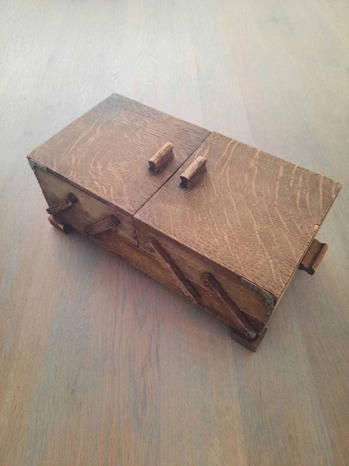 Vintage houten harmonica naaikist / naaidoos met hoekbeslag, Ophalen of Verzenden