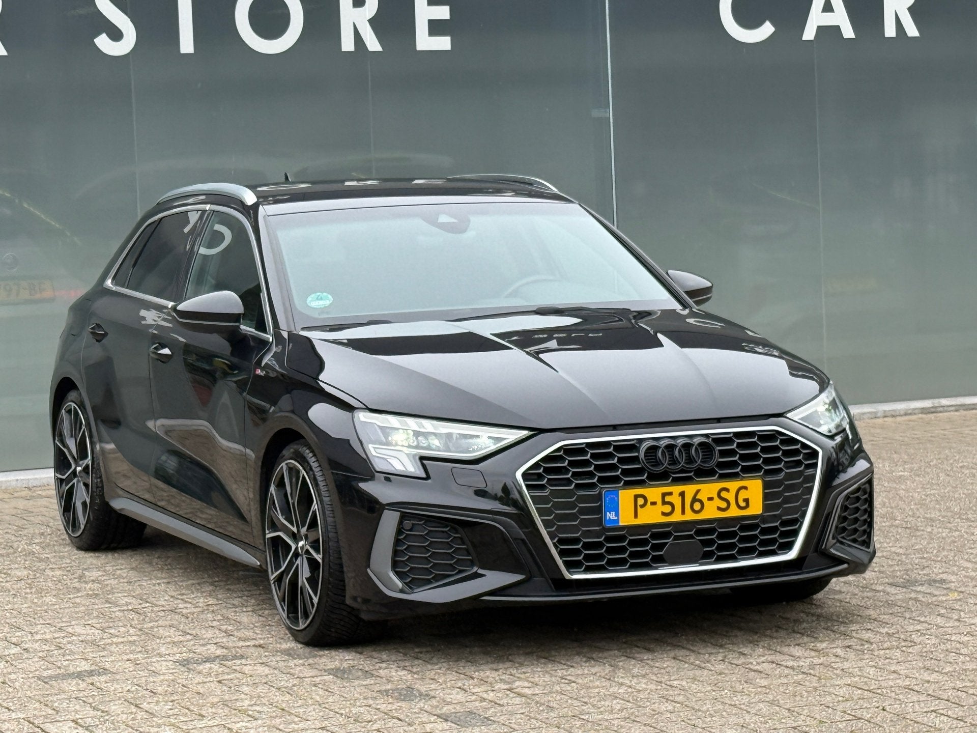 Audi A3 Sportback 35 TFSI S-Line Sportstoelen|Matrix|Carplay, Auto's, Dealer onderhouden, 4 cilinders, 150 pk, Parkeerassistent