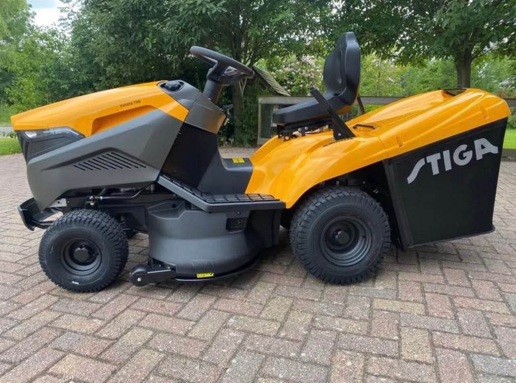 Stiga Estate 798 Zitmaaier Nieuw Uit voorraad leverbaar, Ophalen, Nieuw, 50 cm of meer, Opvangbak