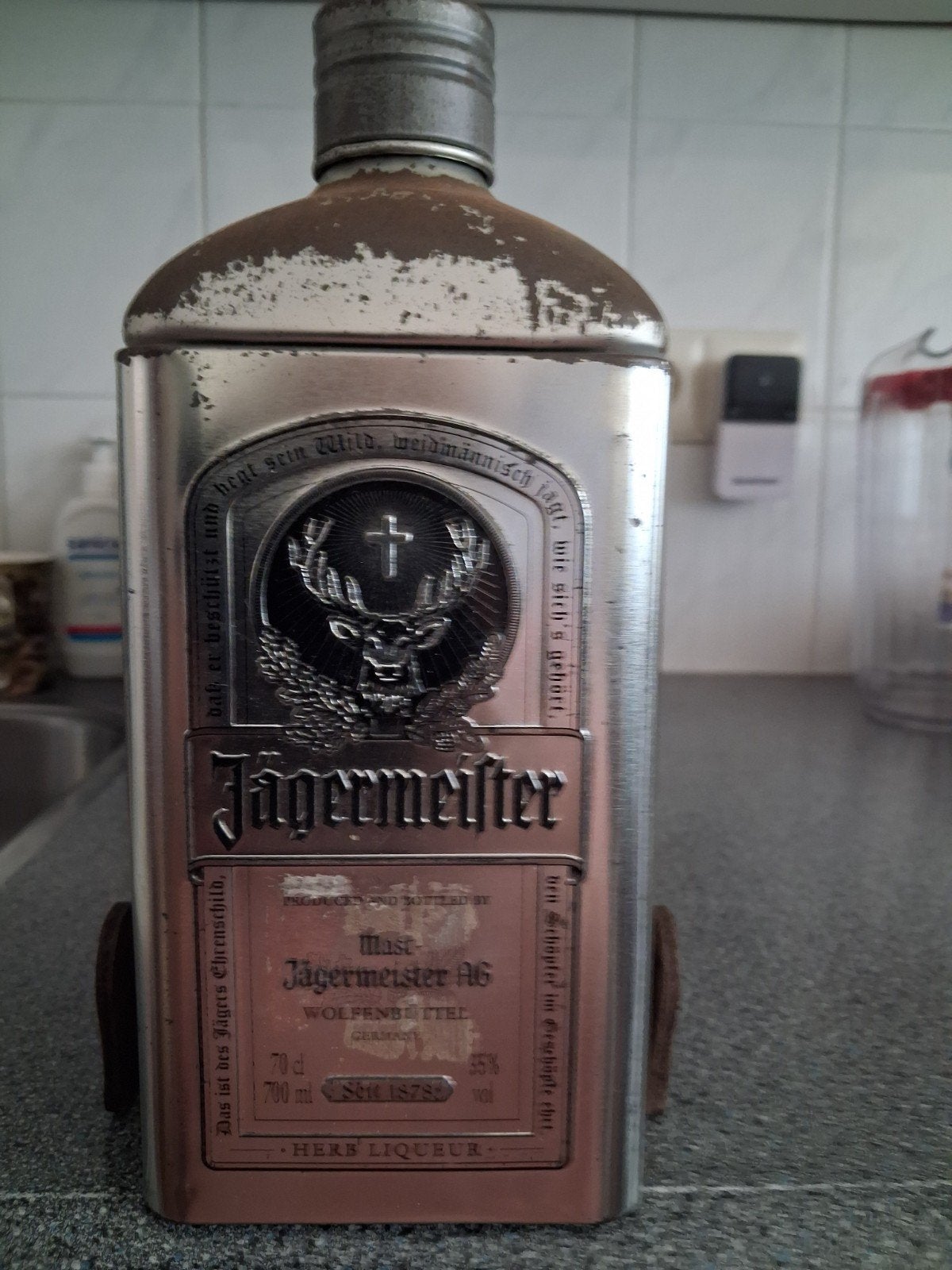 BIJZONDER ZÉÉR OUD JÄGERMEISTER BLIK 700 ML 35% VOL., Antiek en Kunst, Ophalen of Verzenden