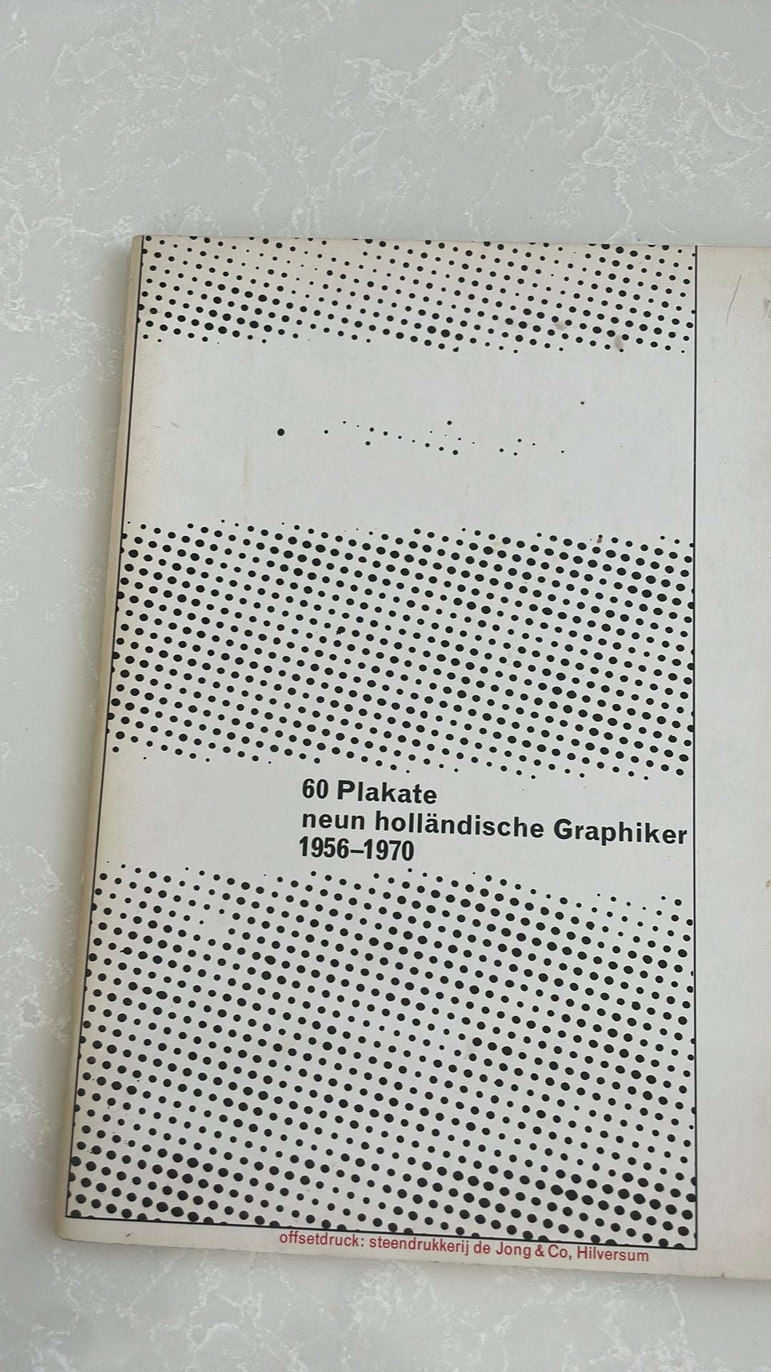 Designboek: 60 Plakate neun hollandische Graphiker 2956-1970, Ophalen of Verzenden, Gelezen, Overige onderwerpen