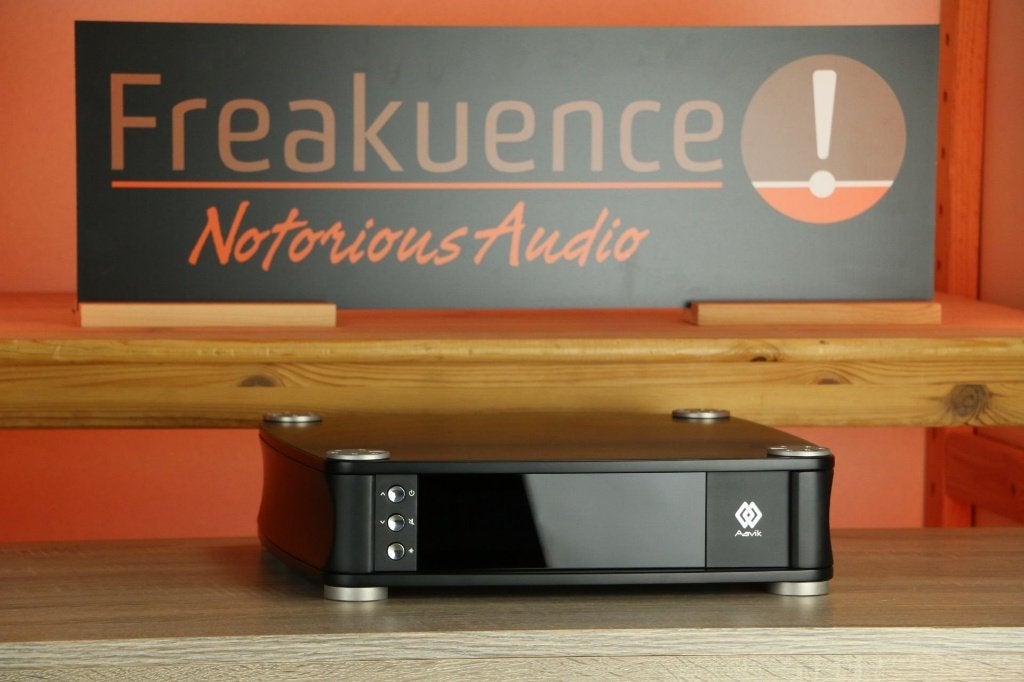 Aavik P280 / P 280 TRADE.INRUIL OK. Very clean high end amp!, Audio, Tv en Foto, Overige merken, Info@aavik-acoustics.com, Aavik Acoustics, Rødager Alle 129, 2610 Rødovre, Denmark