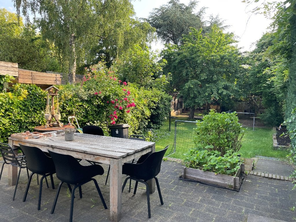 Woning in Mook tijdens vierdaagse, 177 m², Twee onder één kap, Limburg, 3 kamers