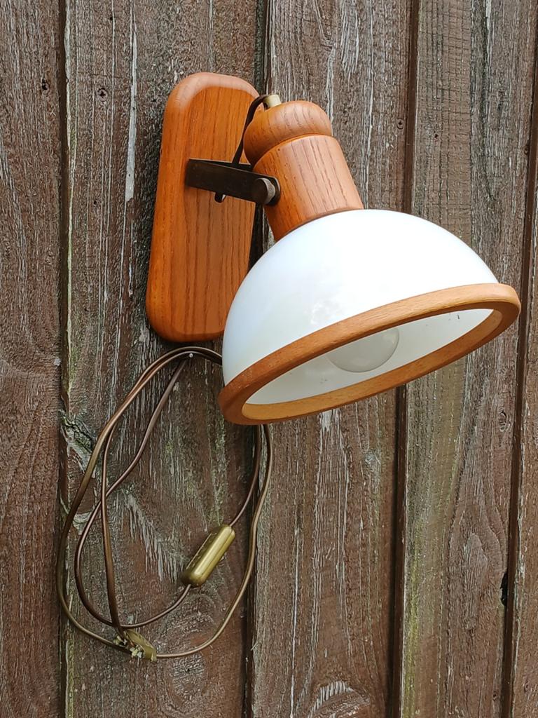 Vintage Steinhauer wandlamp met houten accenten, Huis en Inrichting, Lampen | Wandlampen, Ophalen of Verzenden, Gebruikt, Glas