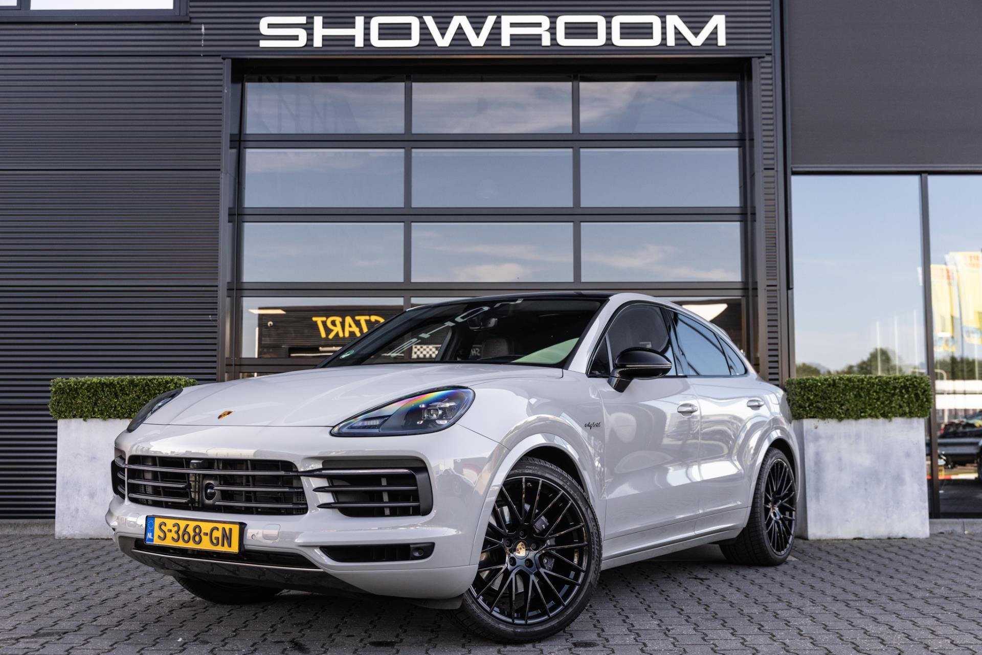 Porsche Cayenne Coupé 3.0 E-Hybrid, Platinum, *Krijt*, Mass, Auto's, Porsche, Automaat, Cayenne, Gebruikt, 2995 cc