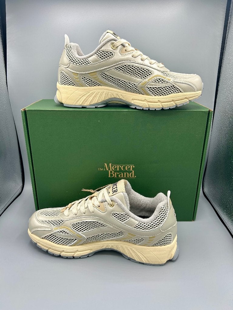 Mercer Amsterdam The Re-Run Champagne Crème – Maat 41, Beige, Nieuw, Ophalen of Verzenden, Sneakers of Gympen
