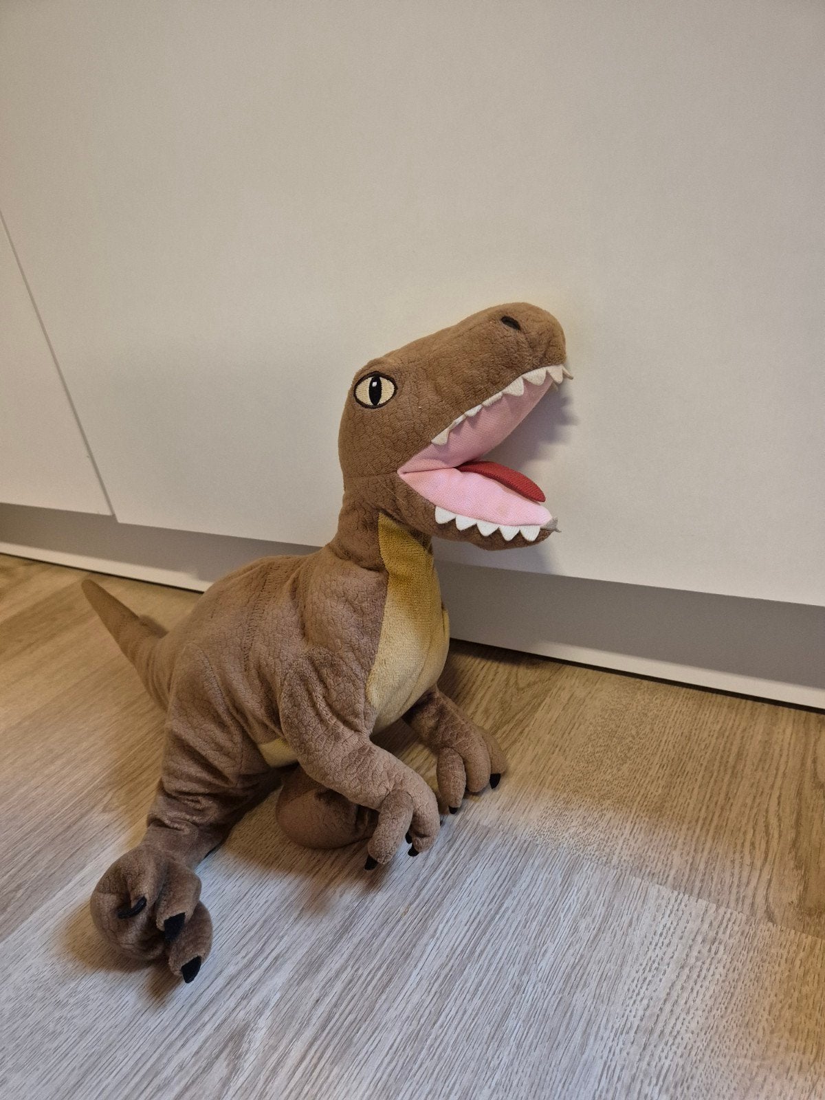 IKEA dinosaurus knuffel 43 cm velociraptor, Ophalen of Verzenden