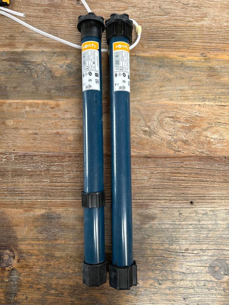 2 Somfy Oximo RTS 10/17 rolluikmotoren, Ophalen of Verzenden, Zo goed als nieuw, Elektrische bediening