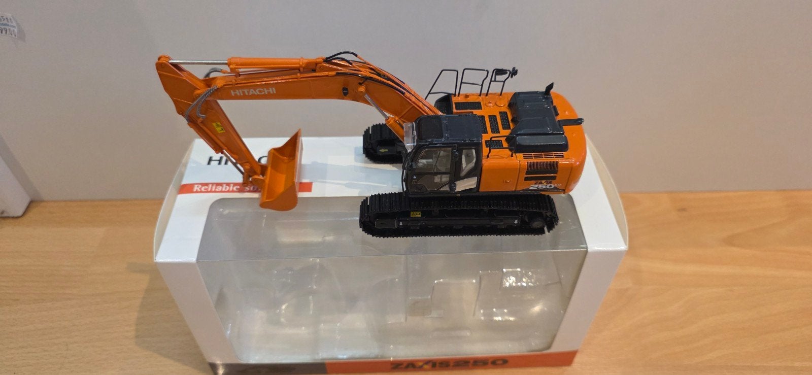 hitachi 250-6, Ophalen of Verzenden, Zo goed als nieuw, Hijskraan, Tractor of Landbouw, Overige merken