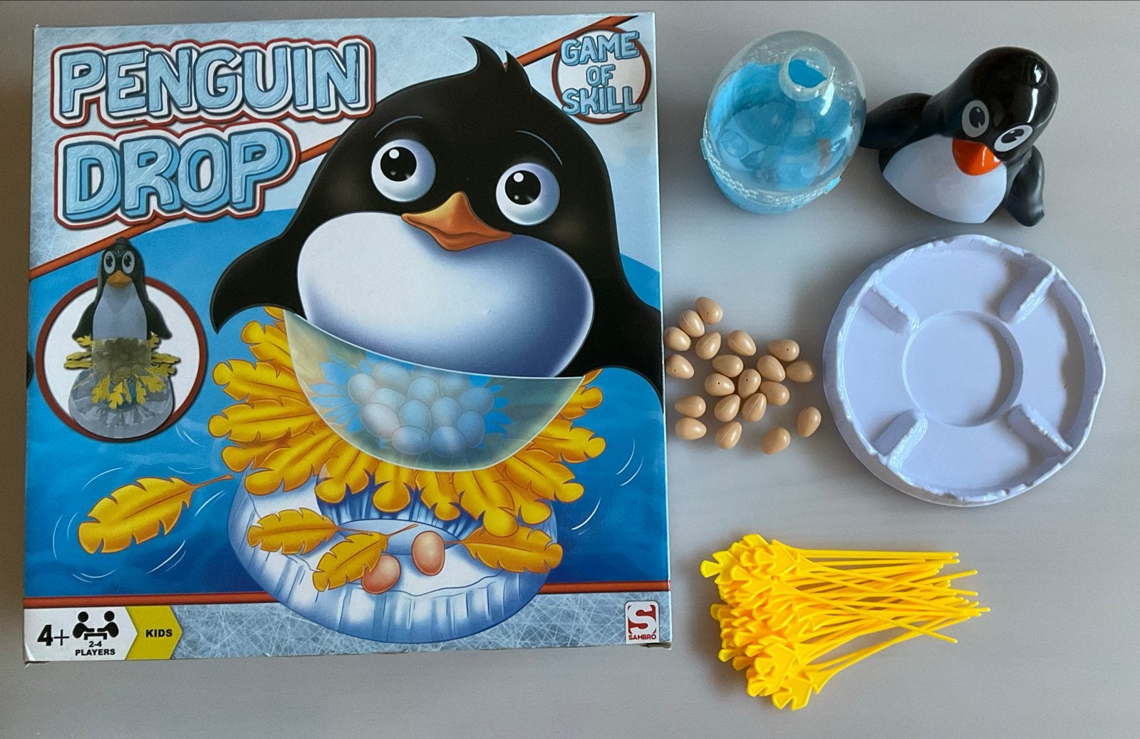 Spel Penguin Drop - Game of Skill - 4+ - 2-4 spelers, Hobby en Vrije tijd, Gezelschapsspellen | Bordspellen, Drie of vier spelers
