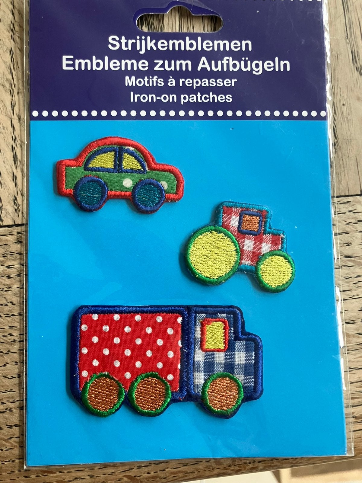 Strijkembleem auto tractor vrachtauto Nieuw, Hobby en Vrije tijd, Kledingapplicaties en Hotfix, Ophalen of Verzenden, Zo goed als nieuw