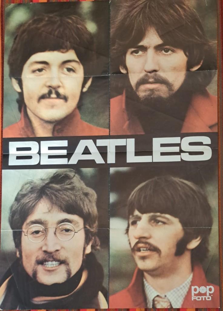 Beatles poster uit Popfoto Juni 1967, Rechthoekig Staand, Deurposter of groter, Ophalen of Verzenden, Zo goed als nieuw