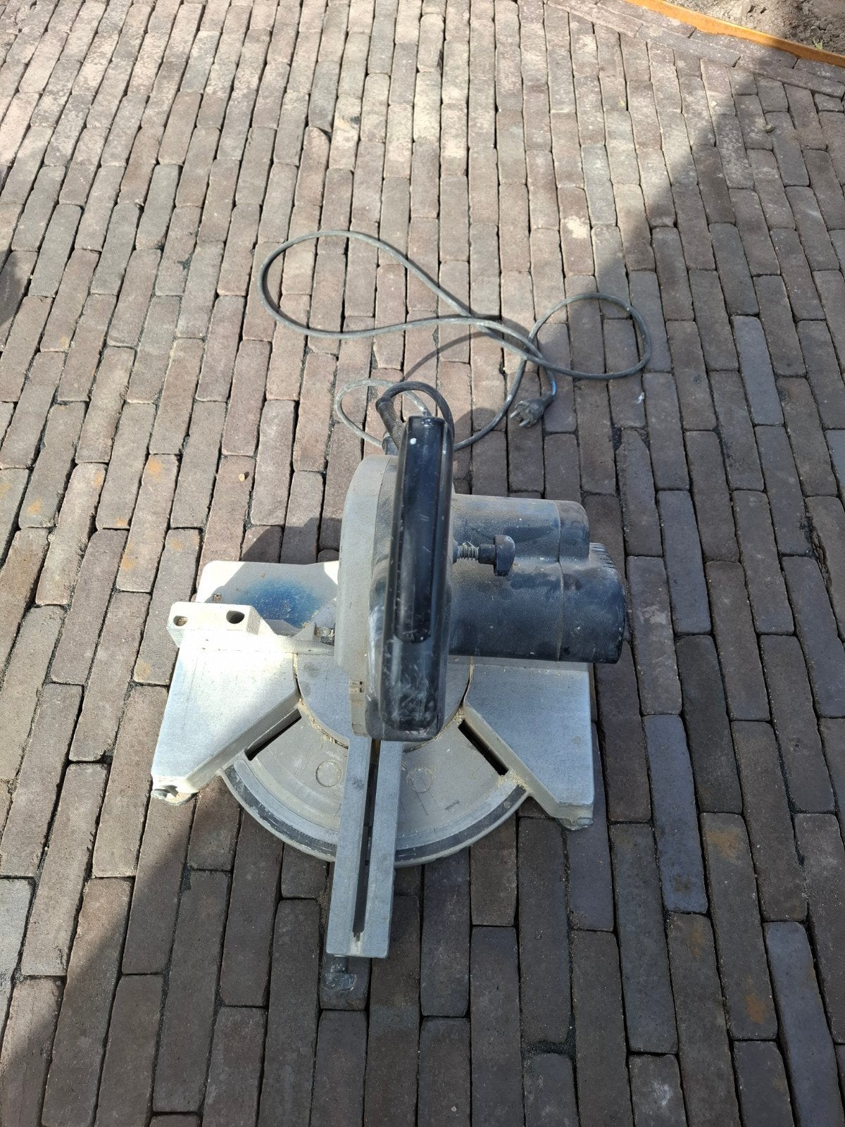 Elu afkortzaag - Krachtige zaag voor diverse klussen, Gebruikt, 70 mm of meer, Ophalen of Verzenden, Afkortzaag