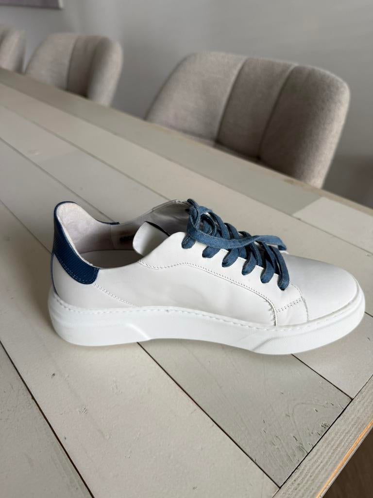 Via Vai schoenen, Ophalen of Verzenden, Zo goed als nieuw, Wit